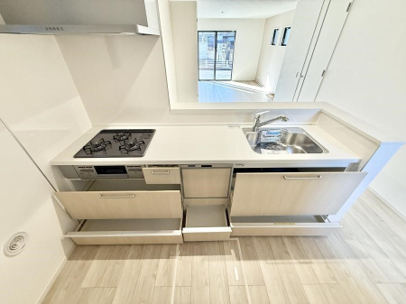 �L�b�`�� �������Ƒ����J��[�߂�A������̂���L�b�`��