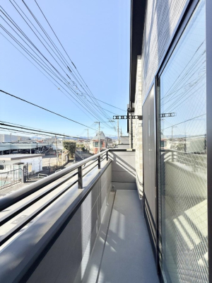 �o���R�j�[ ������ �G�߂̈ڂ낢����������J���I�ȋ�Ԃł�