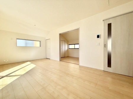 ���r���O �������V���v���������ґ�A��؂Ȑl�Ɖ߂����S���قǂ�����