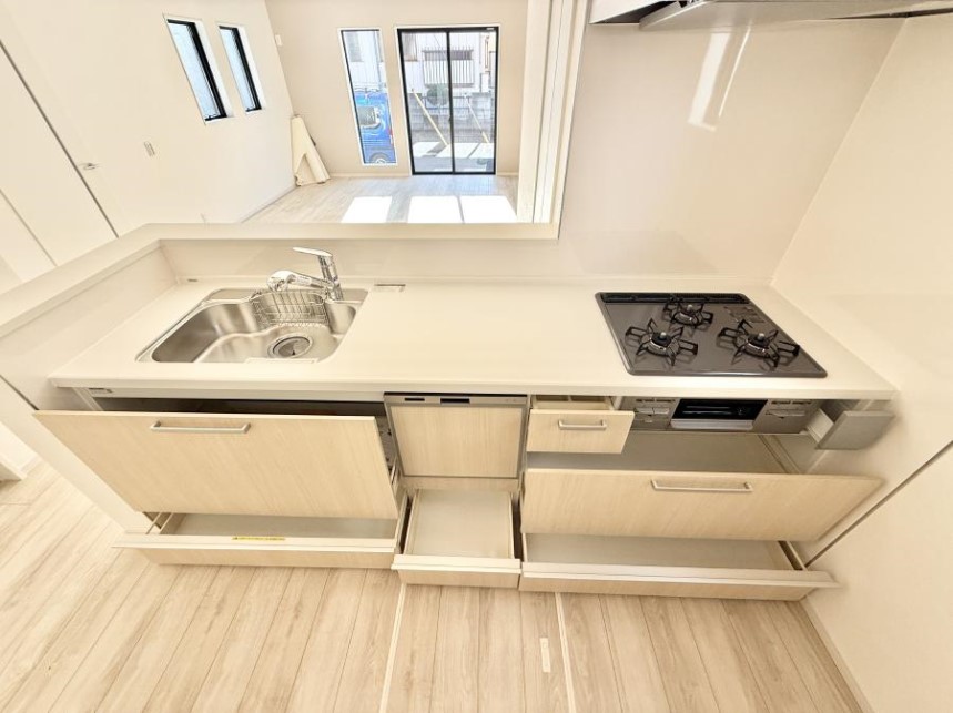 �L�b�`�� �����������������Ɗy�����Ȃ�A���K�ȃL�b�`�����