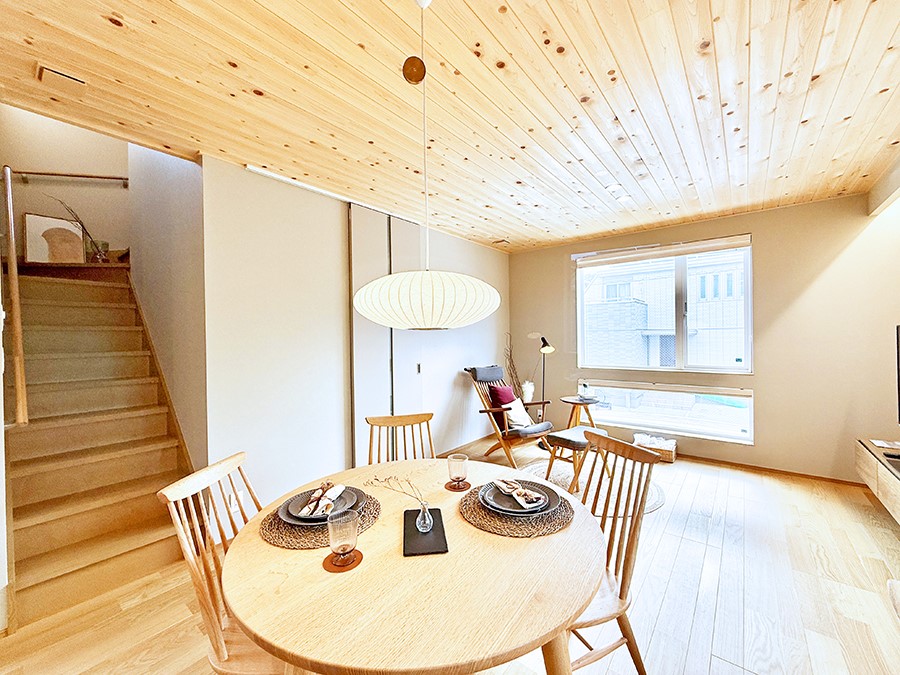 ���r���O ���������났�ƏΊ炪�W�܂�A�S���܂郊�r���O