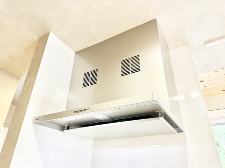 ���̑����� �ݔ����������̏��C����������C��ɗU������A�����I�ɔr�����ł��܂��B