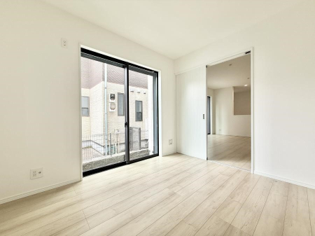 ���r���O ���������났�ƏΊ炪�W�܂�A�S���܂郊�r���O