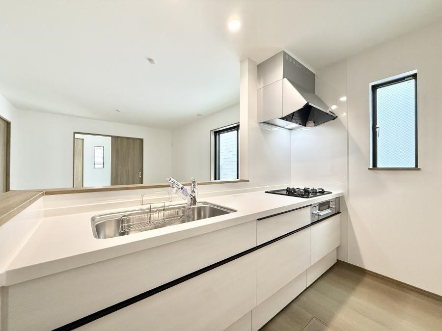 �L�b�`�� ���������y���݂ƐH�ׂ�K����͂���L�b�`��