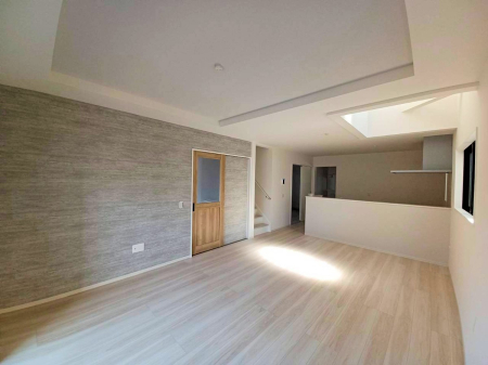 rO 났ƏΊ炪W܂AS܂郊rO