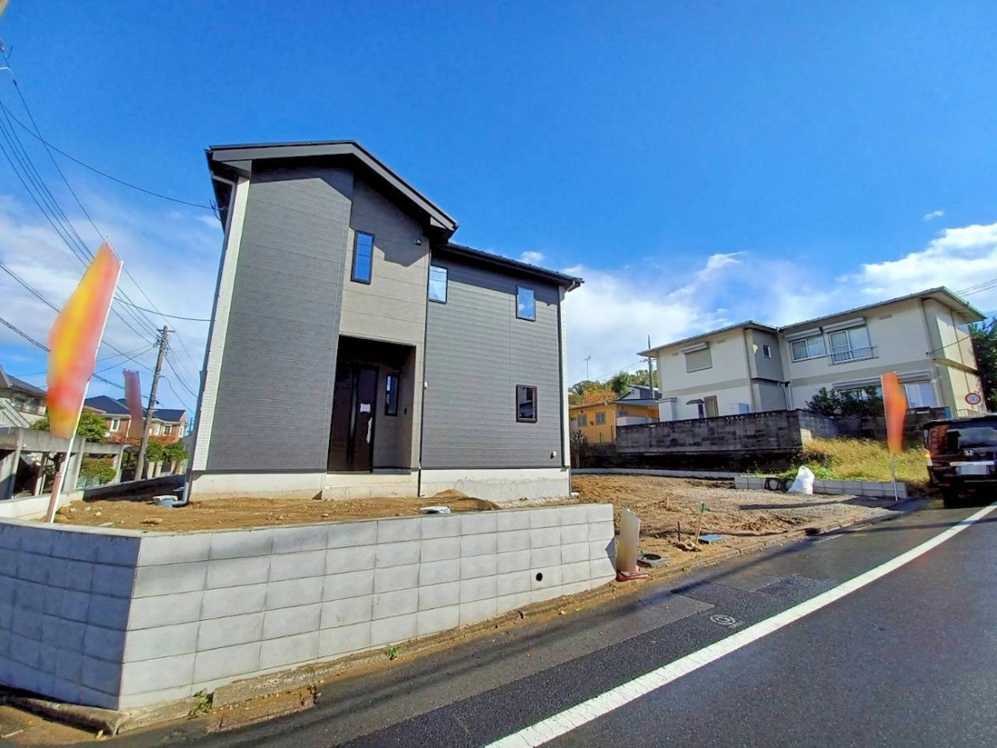 nOώʐ^ OρV炵n܂ꏊŁAƑJ[߂