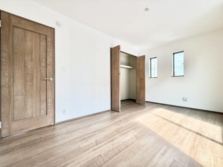 �Q�� ���������̔z�u��ʋC���̗ǂ��݌v�ŕ����̋�C�������炸�A��ɐV�N�ȋ�C������܂�