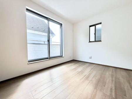 ���r���O ���������났�ƏΊ炪�W�܂�A�S���܂郊�r���O