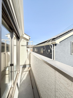 �o���R�j�[ ������ �G�߂̈ڂ낢����������J���I�ȋ�Ԃł�