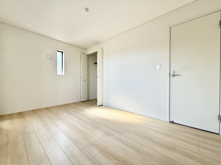 �Q�� ���������̔z�u��ʋC���̗ǂ��݌v�ŕ����̋�C�������炸�A��ɐV�N�ȋ�C������܂�