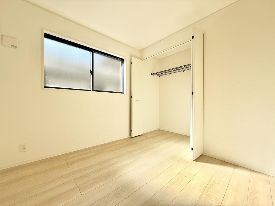 �q������ �������v���C�x�[�g��ԂƂ��ĐÂ��ŗ�������������񋟂��Ă���܂�