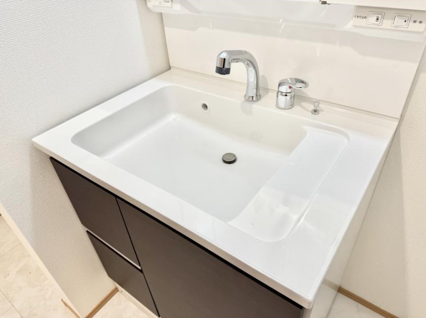 ̑ ݔ􂢂􂤎KɎg֗ȃV[