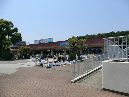 ���ӊ� �X�[�p�[ 600m �����Ă��[�[���i�X�[�p�[�X�g�A�j��܂������X