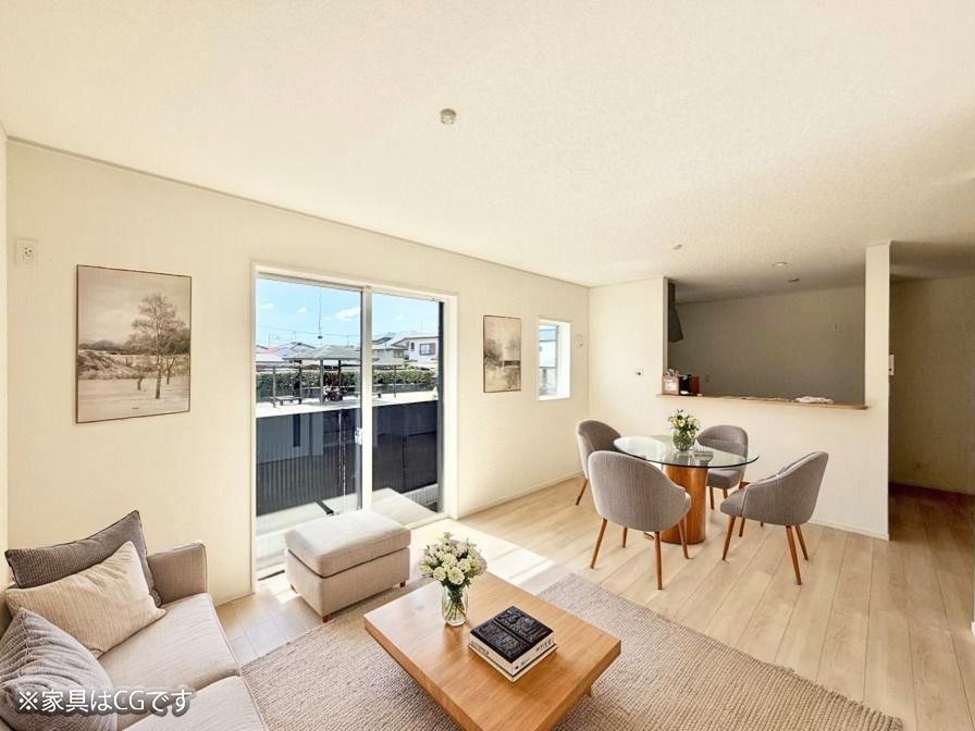 ���r���O ���������났�ƏΊ炪�W�܂�A�S���܂郊�r���O