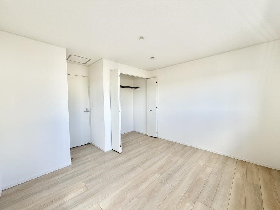 �Q�� ���������̔z�u��ʋC���̗ǂ��݌v�ŕ����̋�C�������炸�A��ɐV�N�ȋ�C������܂�