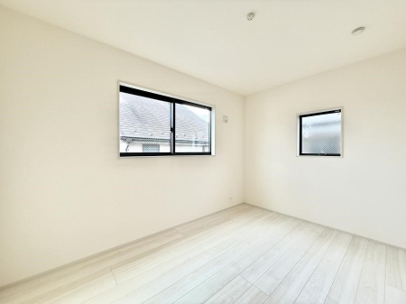 �q������ �������v���C�x�[�g��ԂƂ��ĐÂ��ŗ�������������񋟂��Ă���܂�