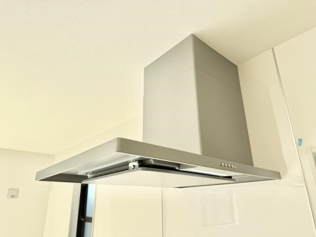 ���̑����� �ݔ����t�[�h�ɕ����Ă���ׁA���������C��ɗU������A�����I�ɔr�����ł��܂�