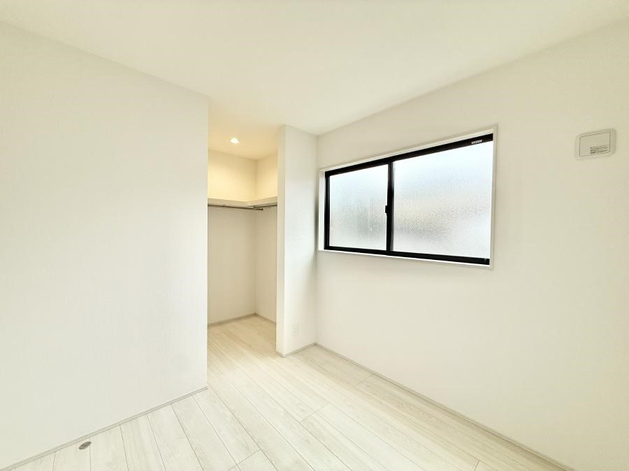 �q������ �������v���C�x�[�g��ԂƂ��ĐÂ��ŗ�������������񋟂��Ă���܂�