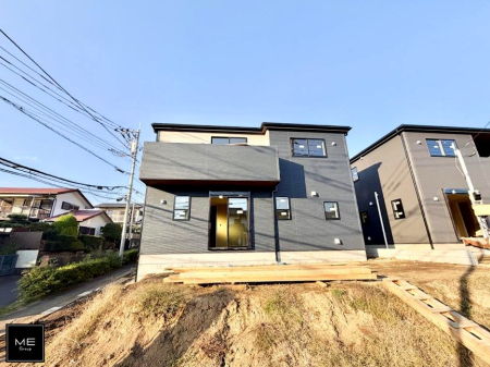 nOώʐ^ OρV炵n܂ꏊŁAƑJ[߂