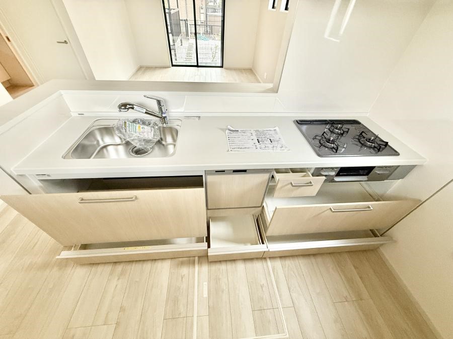 �L�b�`�� ����