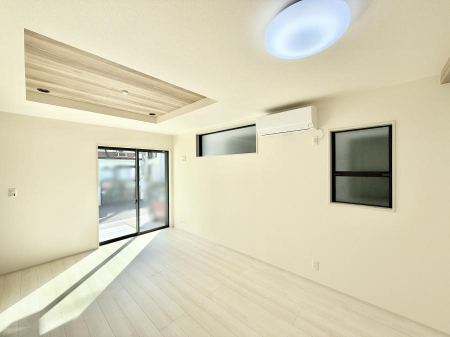 rO VvґA؂ȐlƉ߂Sقǂ