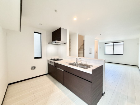 �L�b�`�� ���������y���݂ƐH�ׂ�K����͂���L�b�`��