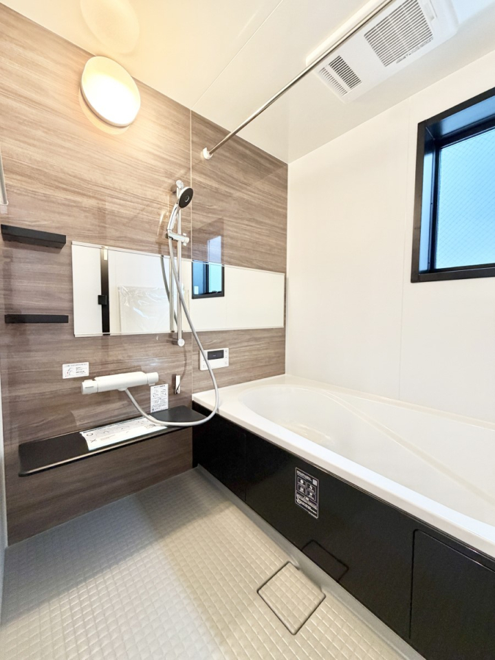 ���� ����������̔�������A�S����������Ԃł�