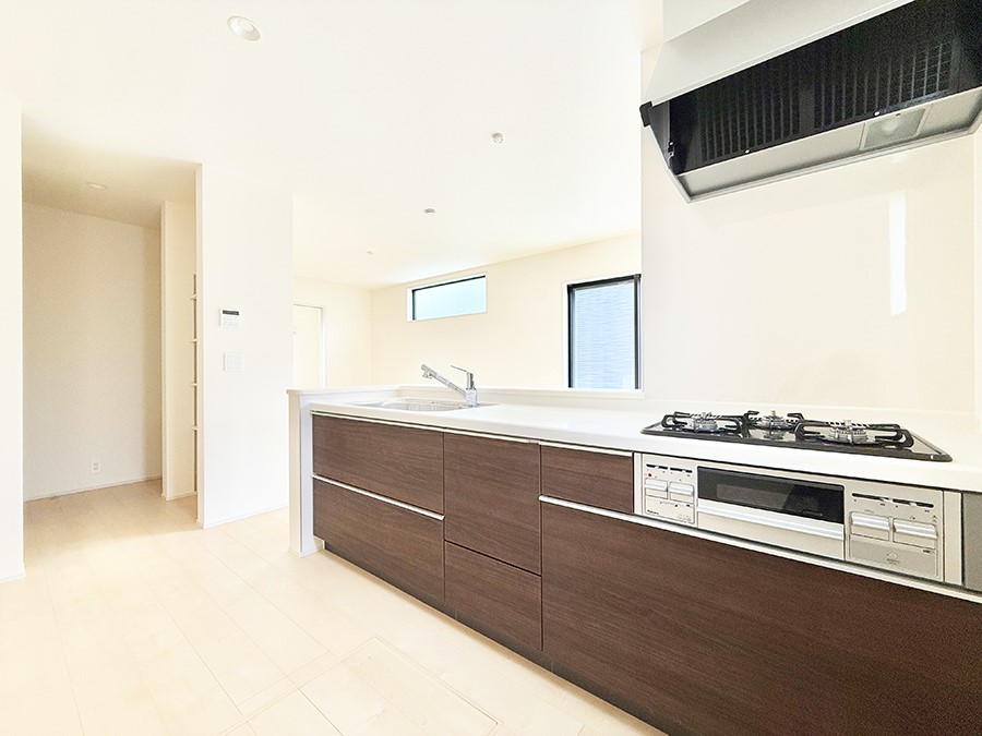 �L�b�`�� �������Ƒ����J��[�߂�A������̂���L�b�`��