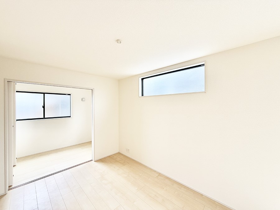 ���r���O ���������R�Ɖ�b�����܂��A�S�n�悢�ЂƂƂ�