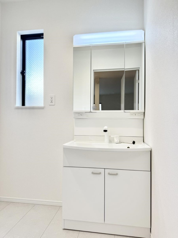 ���ʑ�E���ʏ� ����