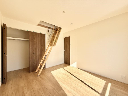 ���̑����� �������D��ŉ��₩�Ȏ��Ԃ��������