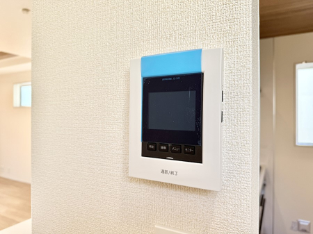 ���̑����� �ݔ����K��҂��m�F�ł��Ĉ��S���������܂�