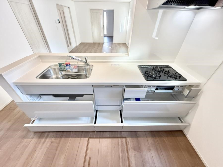 �L�b�`�� �������Ƒ����J��[�߂�A������̂���L�b�`��