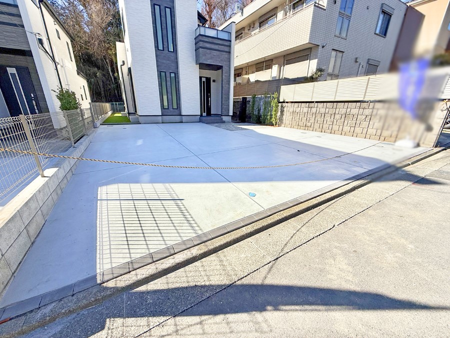  �O�ρ��J�[�X�y�[�X�L