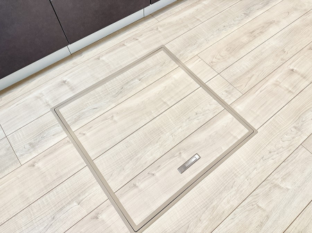 ���̑����� �ݔ����B�ꂽ���[�X�y�[�X�ŉƑS�̂��X�b�L��