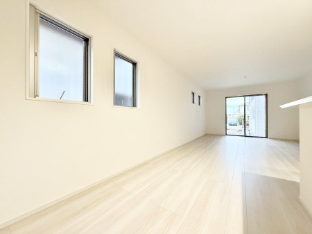 rO 났ƏΊ炪W܂AS܂郊rO