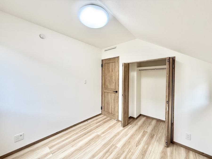 �q������ �������v���C�x�[�g��ԂƂ��ĐÂ��ŗ�������������񋟂��Ă���܂�