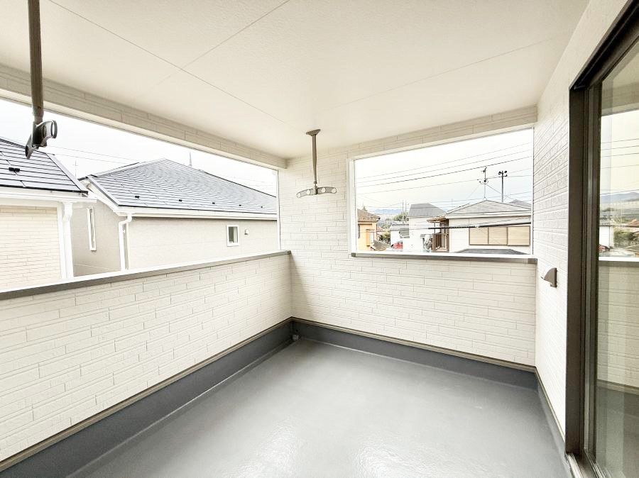 oRj[  G߂̈ڂ낢JIȋԂł