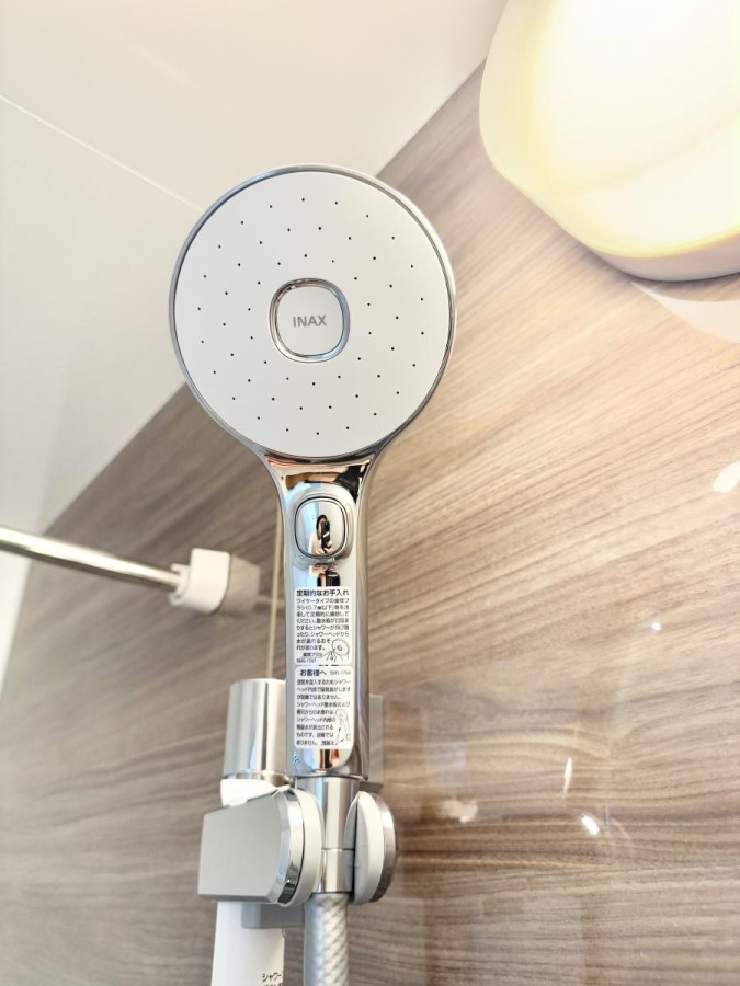 ���̑����� �ݔ����킴�킴�V�����[�����̃��o�[�܂Ŏ��L�΂��K�v���Ȃ��A�ȒP�Ɏ~���ł���