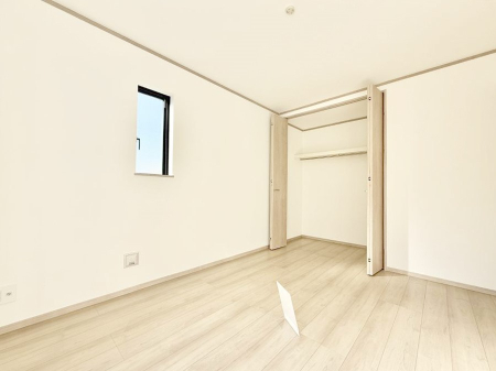 �q������ �������v���C�x�[�g��ԂƂ��ĐÂ��ŗ�������������񋟂��Ă���܂�