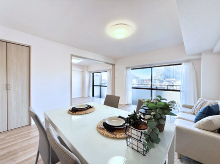 ���r���O �����������������Ɠ��ʂɂ���A�e���̋��