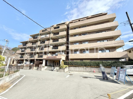 ���n�O�ώʐ^ �O�ρ��V������炵���n�܂�ꏊ�ŁA�Ƒ����J��[�߂�