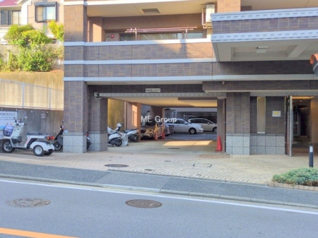 ̑ OρƐꂽ֏ŁA]Ԃ̕ۊǂSł