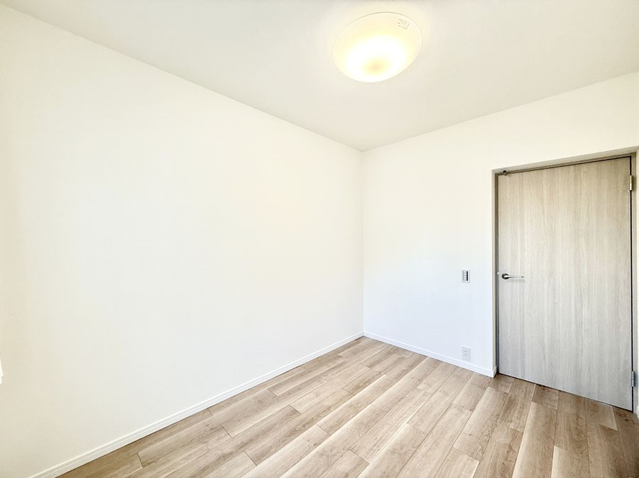 �q������ �������v���C�x�[�g��ԂƂ��ĐÂ��ŗ�������������񋟂��Ă���܂�