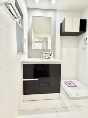 ʑEʏ Ƒ݂Ȃg₷zuł