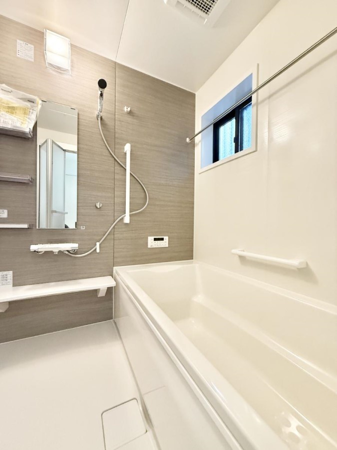 ���� ����������̔�������A�S����������Ԃł�