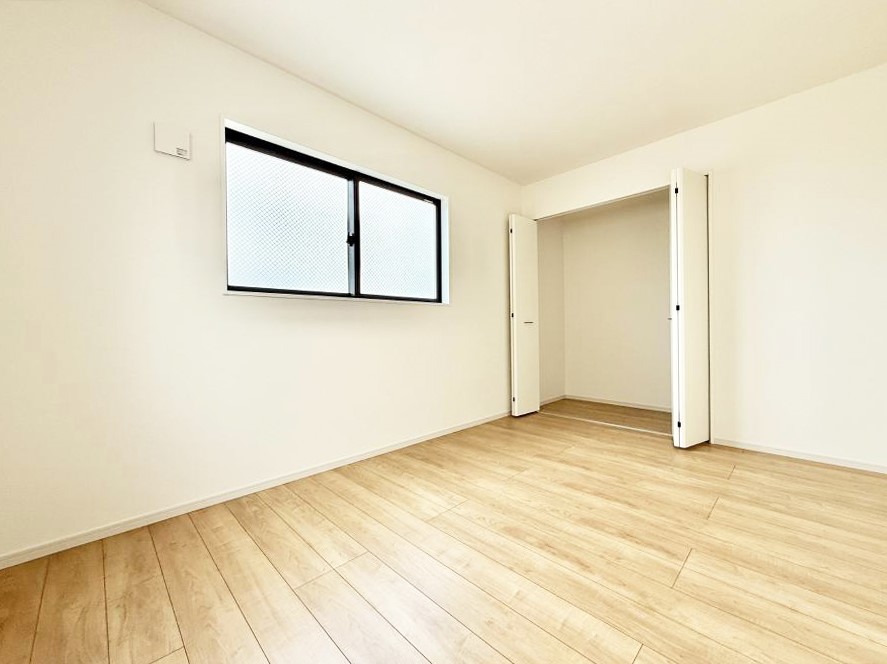 �q������ �������v���C�x�[�g��ԂƂ��ĐÂ��ŗ�������������񋟂��Ă���܂�