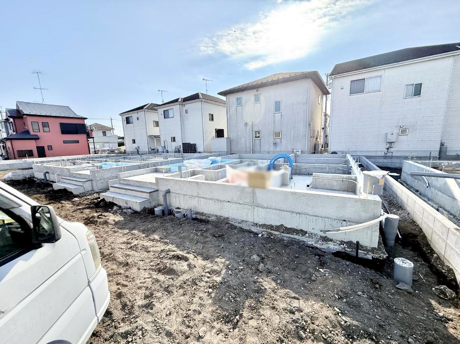 nOώʐ^ OρV炵n܂ꏊŁAƑJ[߂