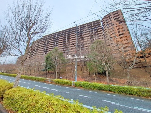 nOώʐ^ OρV炵n܂ꏊŁAƑJ[߂