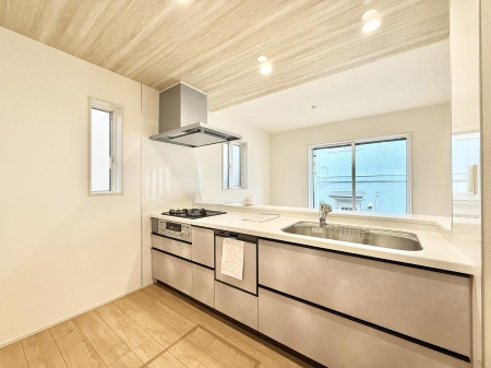 �L�b�`�� ����